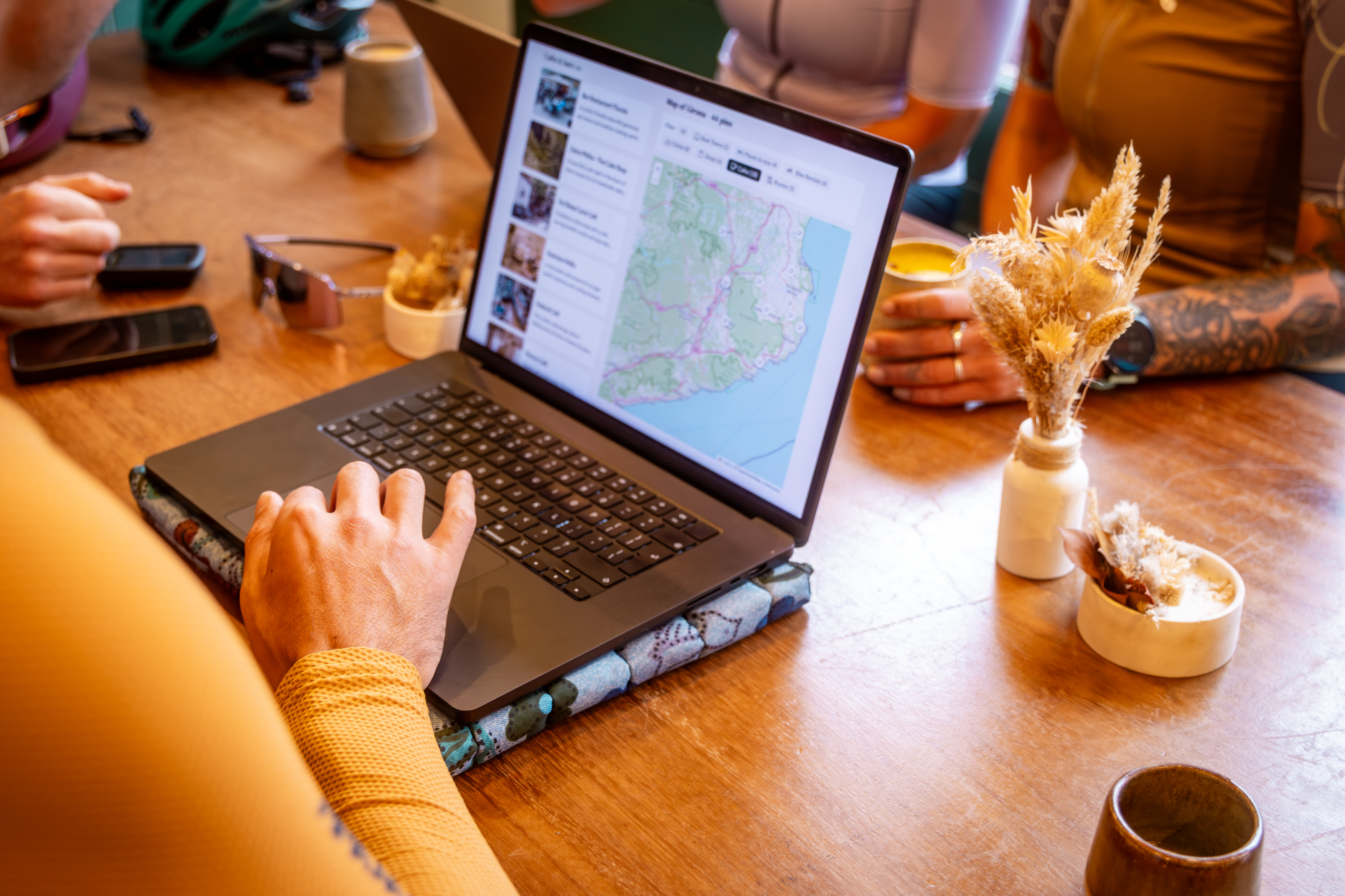 Browsing a destination guide on desktop